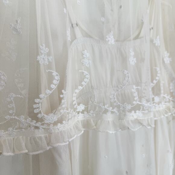Free People Stevie Embroidered Maxi Dress Tea Flowy Ivory Sheer Floral Lined L - Picture 9 of 15